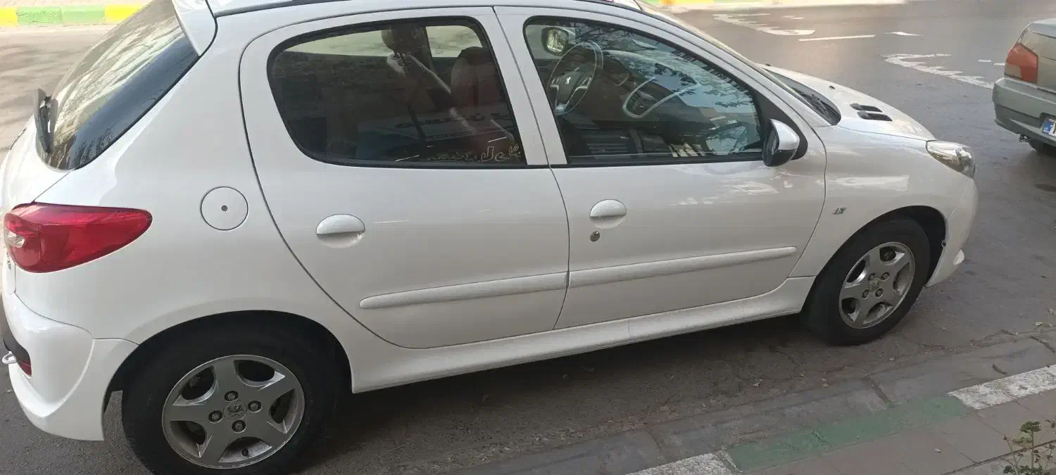 پژو 207 پانوراما دنده‌ای - 1401