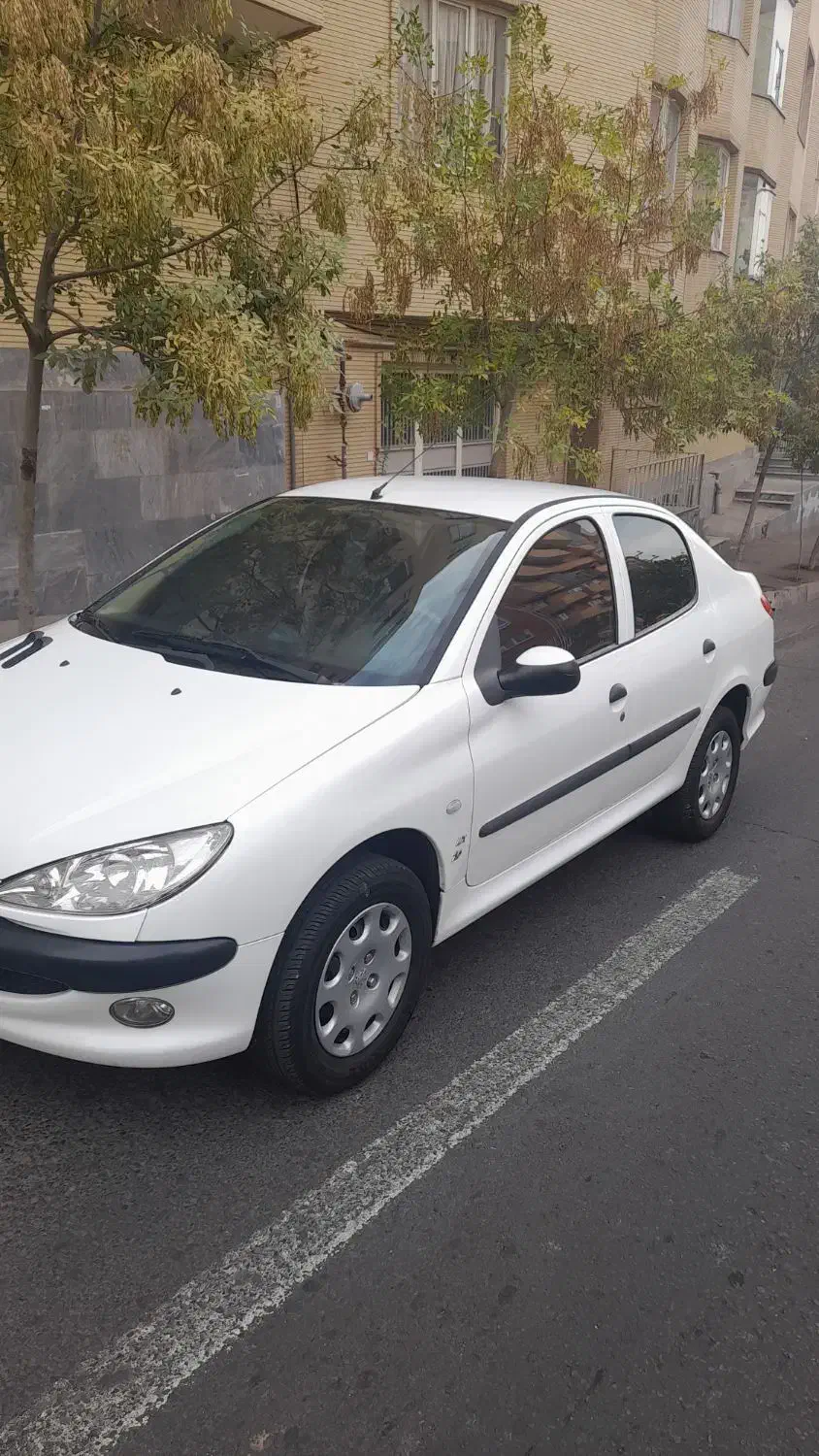 پژو ۲۰۶ صندوق دار v8 - 1399