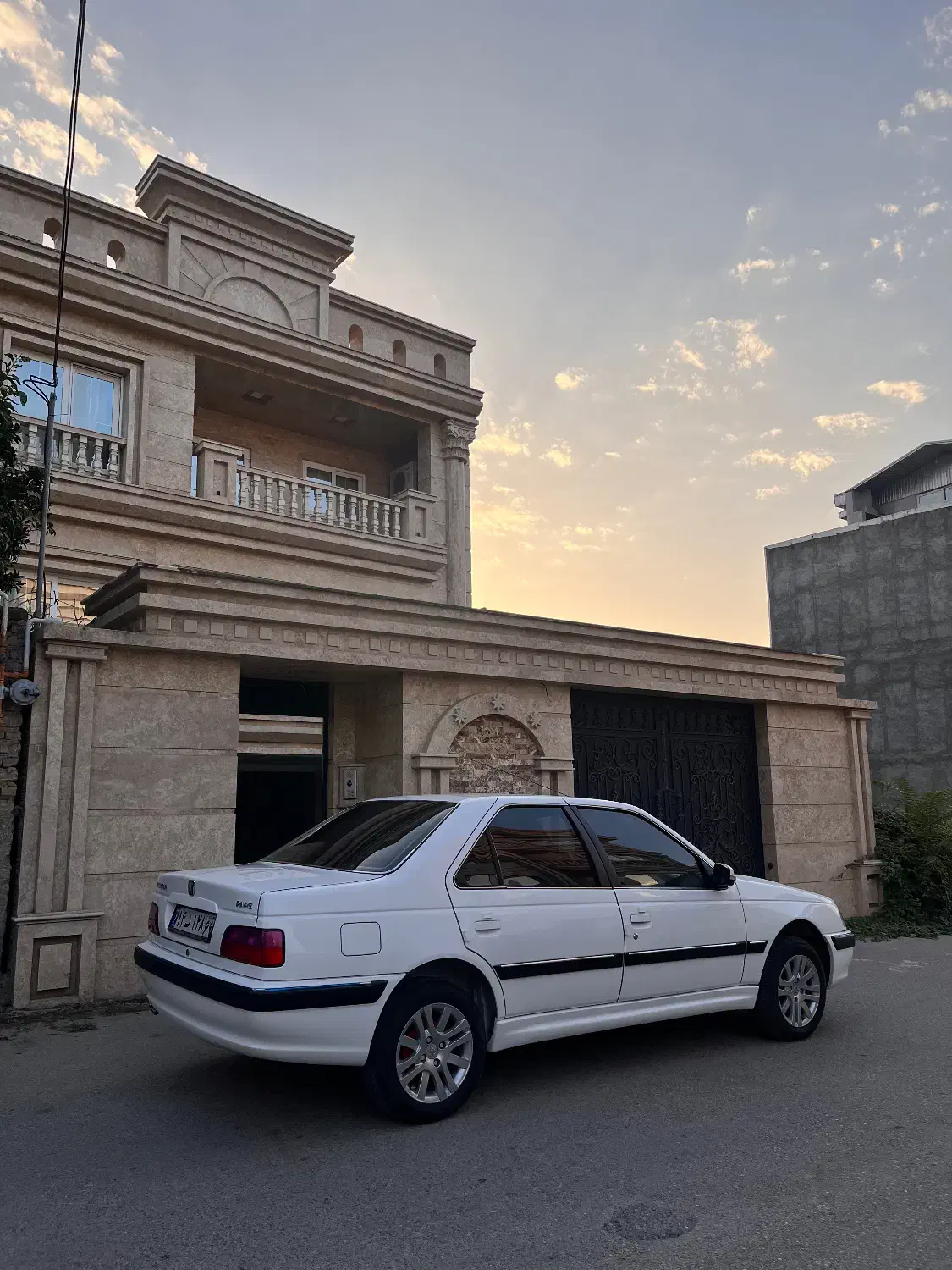 پژو پارس XU7P - 1401