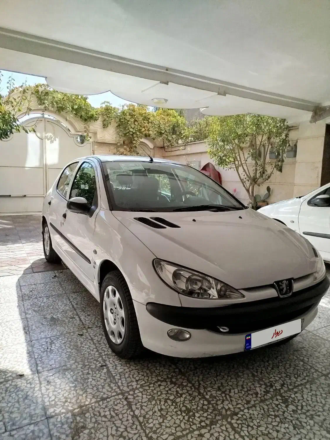 پژو 206 تیپ 5 - 1396