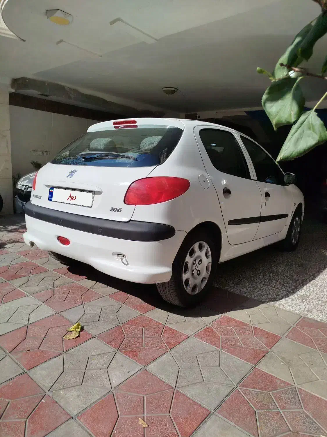 پژو 206 تیپ 5 - 1396