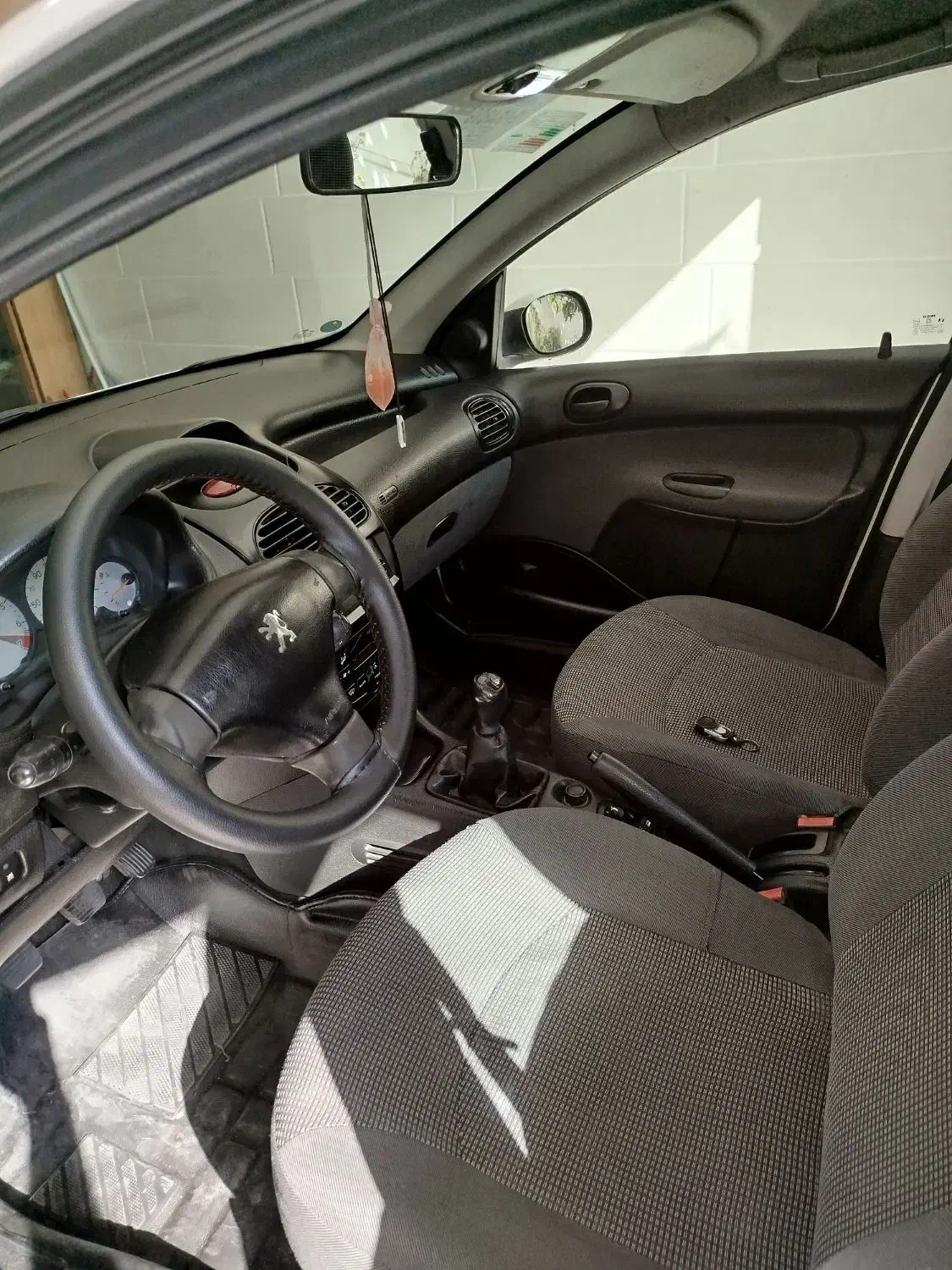 پژو 206 تیپ 5 - 1396