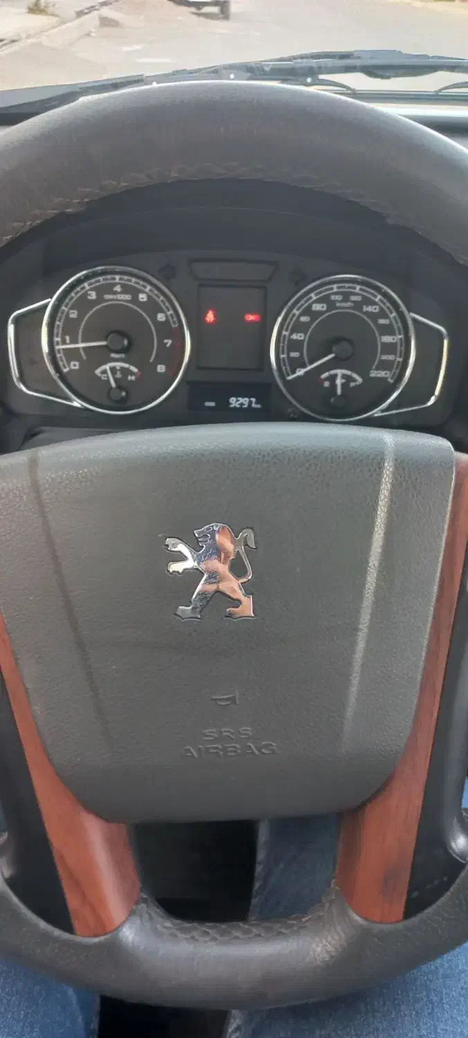 پژو پارس LX - 1401