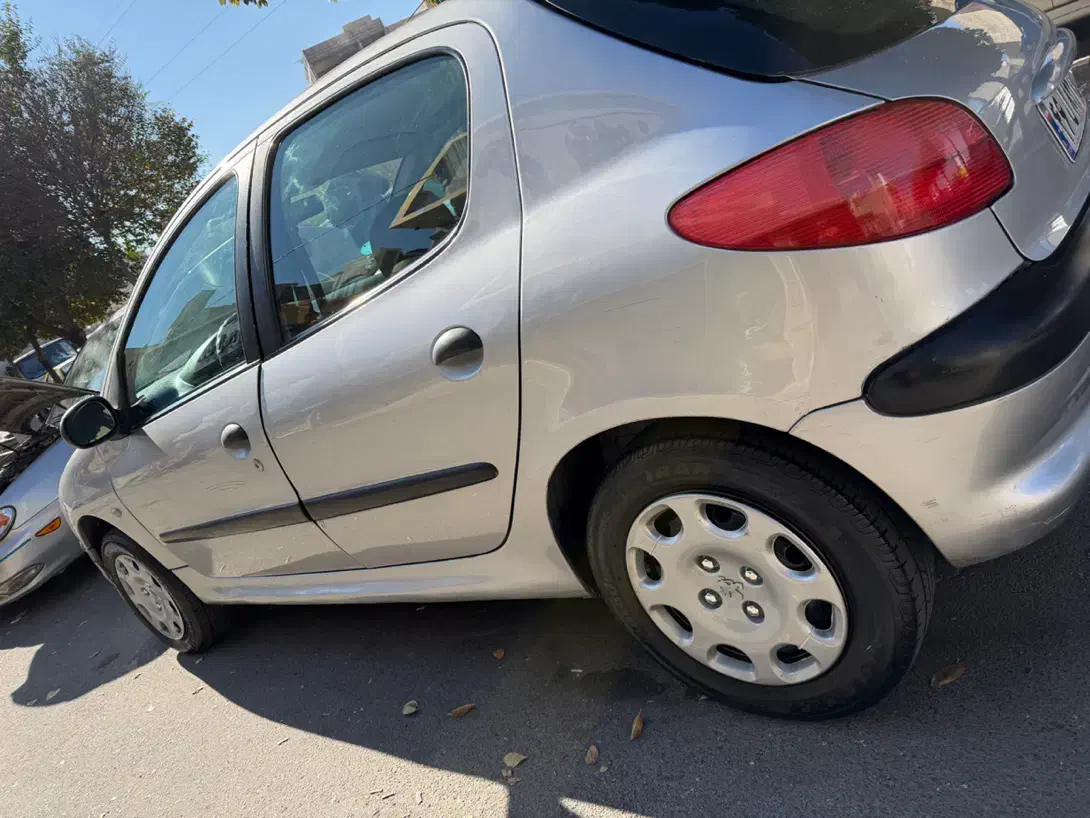 پژو 206 تیپ 2 - 1383