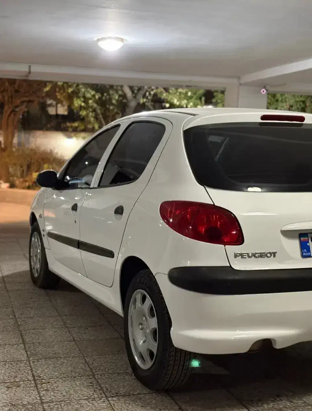 پژو 206 تیپ 2 - 1395