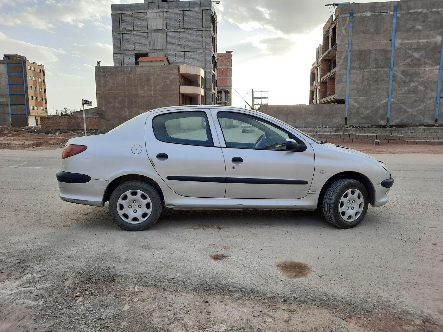 پژو ۲۰۶ صندوق دار v6 - 1388