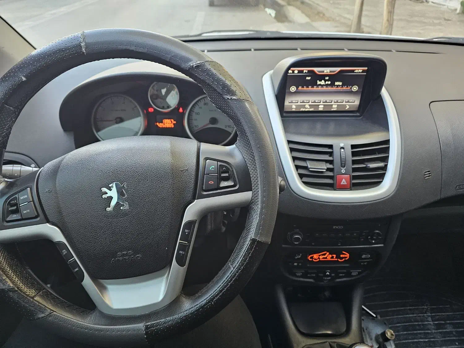 پژو 207 پانوراما دنده‌ای - 1400