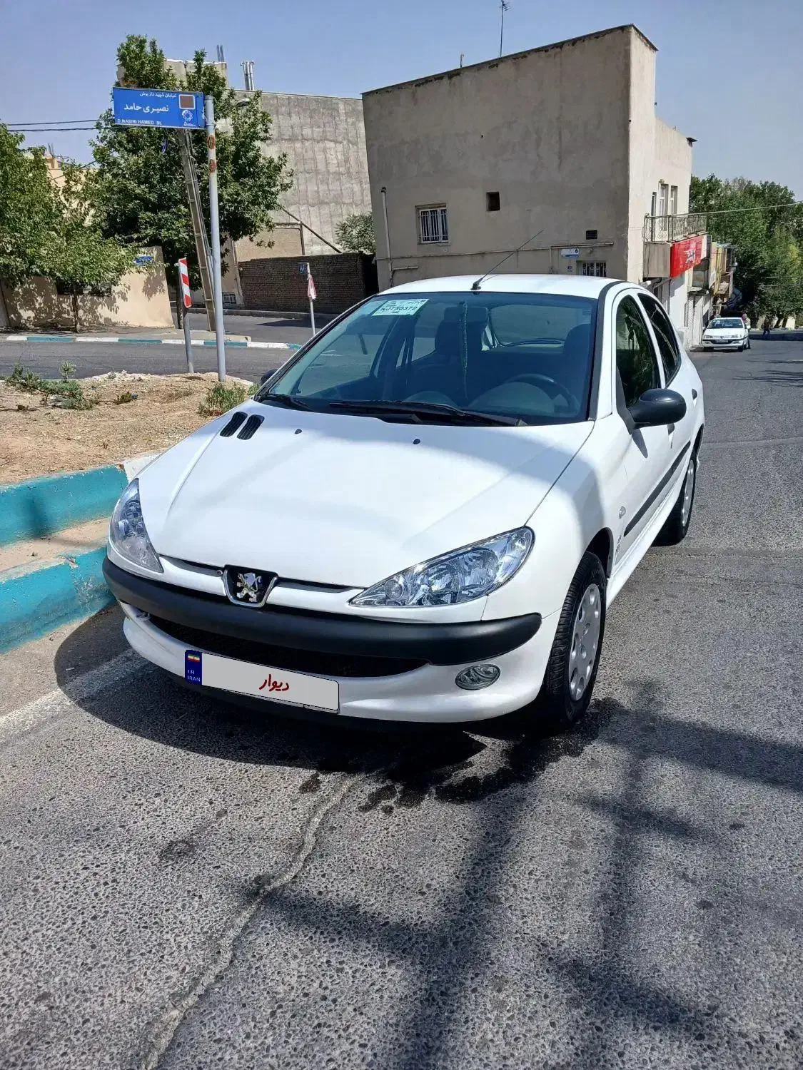 پژو 206 تیپ 2 - 1398