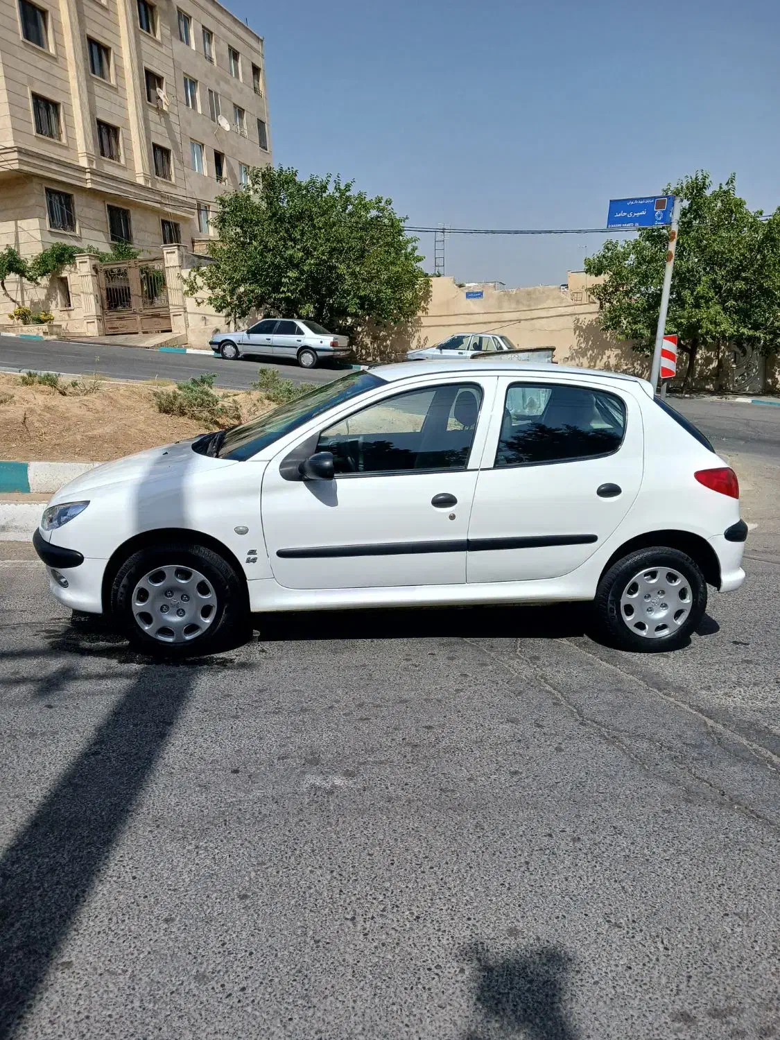 پژو 206 تیپ 2 - 1398