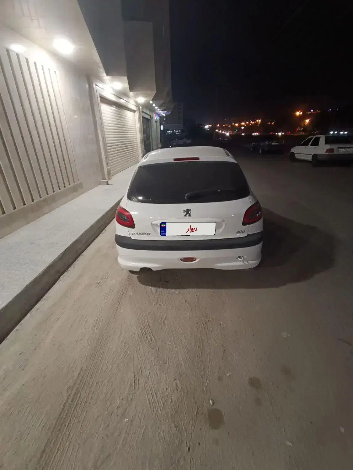 پژو 206 تیپ 3 - 1395