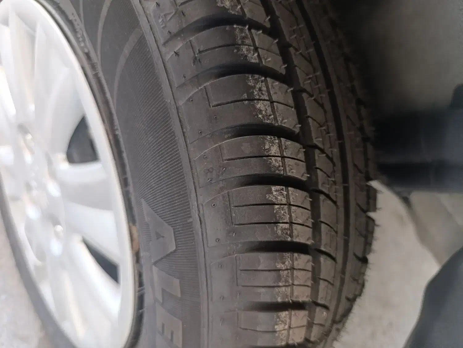 تیبا صندوق دار SX - 1393