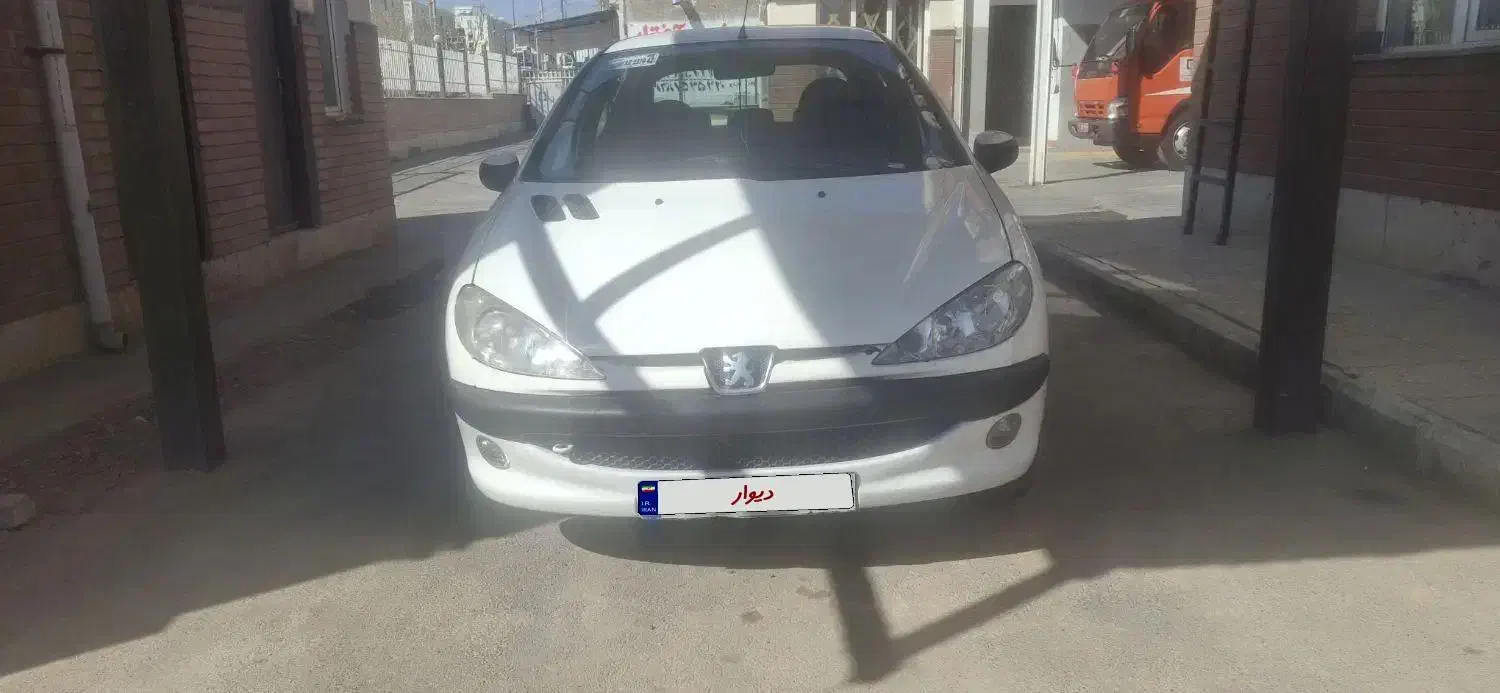 پژو 206 تیپ 3 - 1390