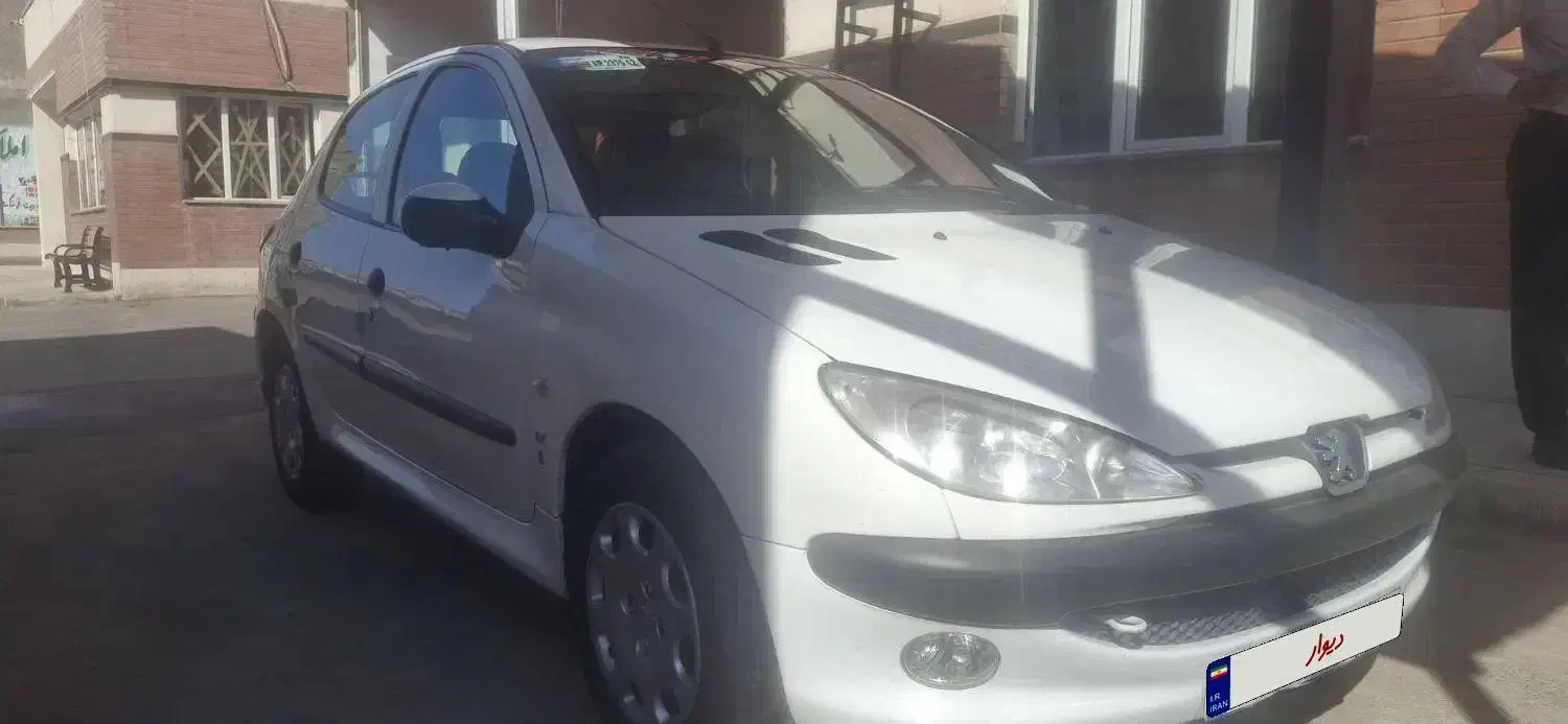 پژو 206 تیپ 3 - 1390