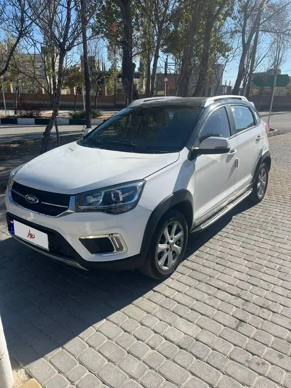 خودرو ام وی ام، X22 آگهی ann_20984013