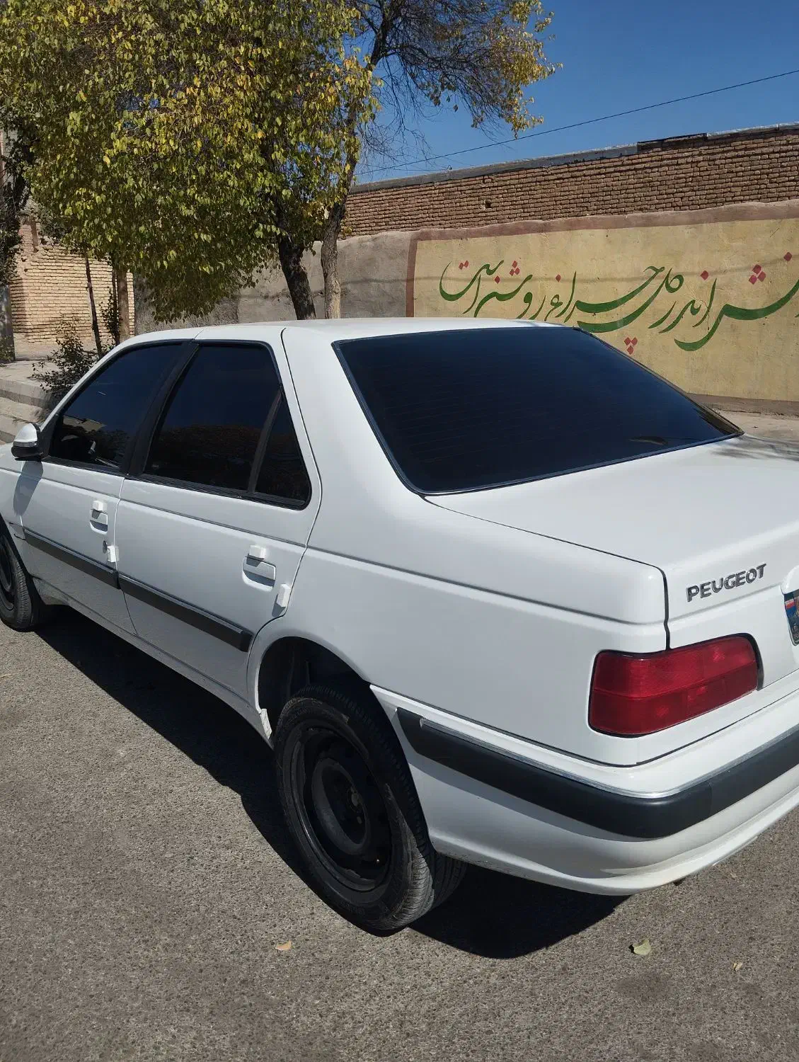 پژو پارس سال - 1390