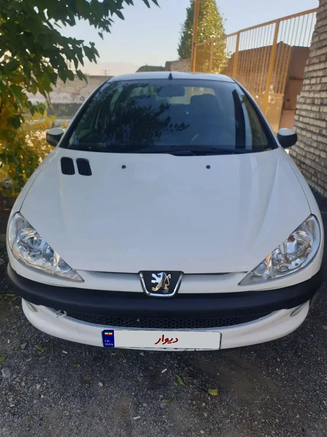 پژو ۲۰۶ صندوق دار v8 - 1389