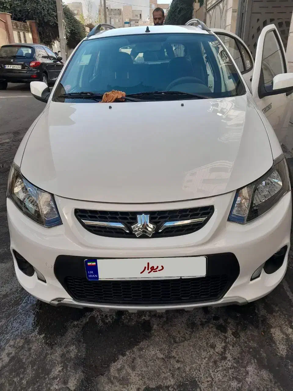 خودرو کوییک، معمولی آگهی ann_20984194