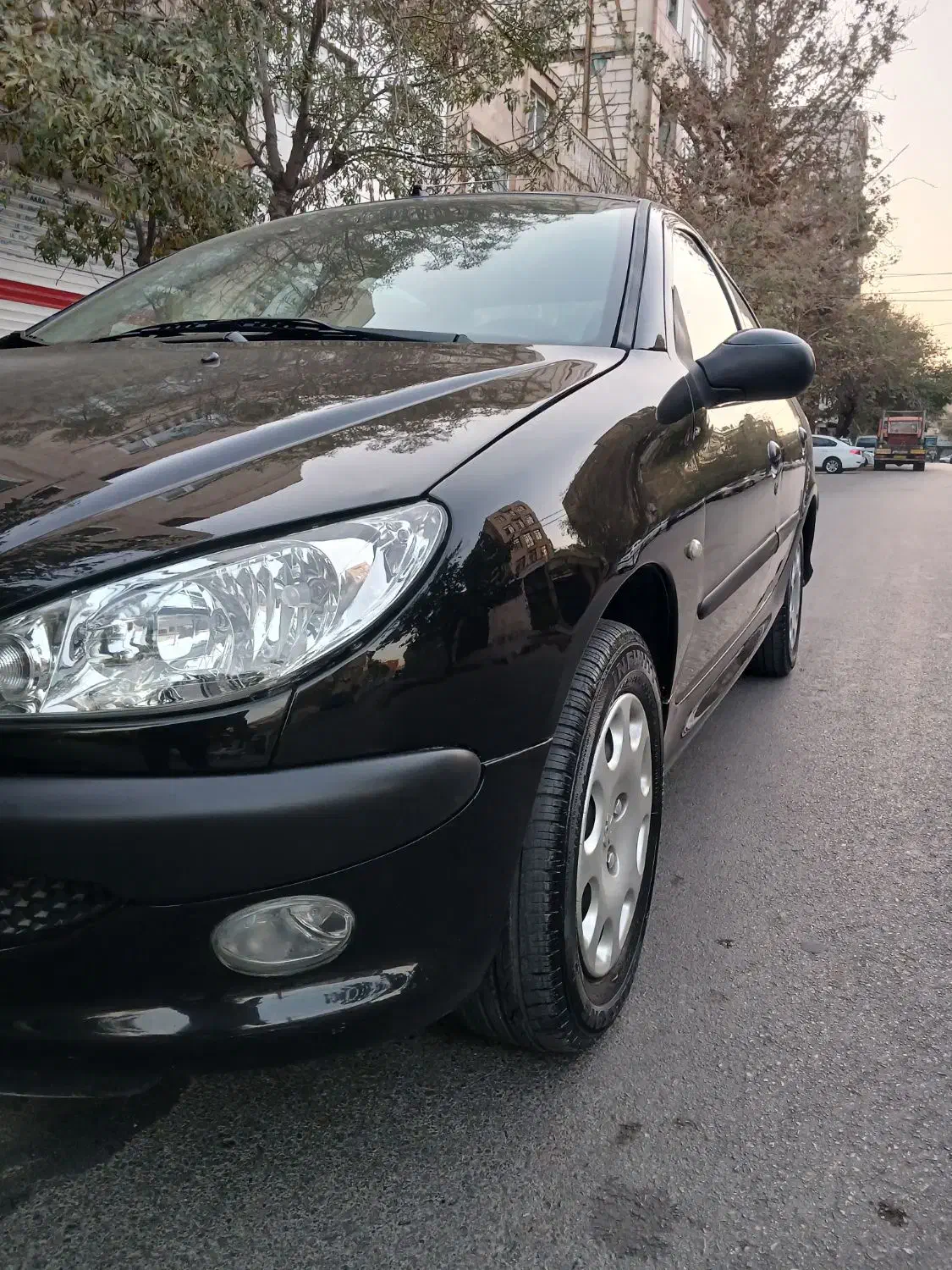 پژو ۲۰۶ صندوق دار v8 - 1394