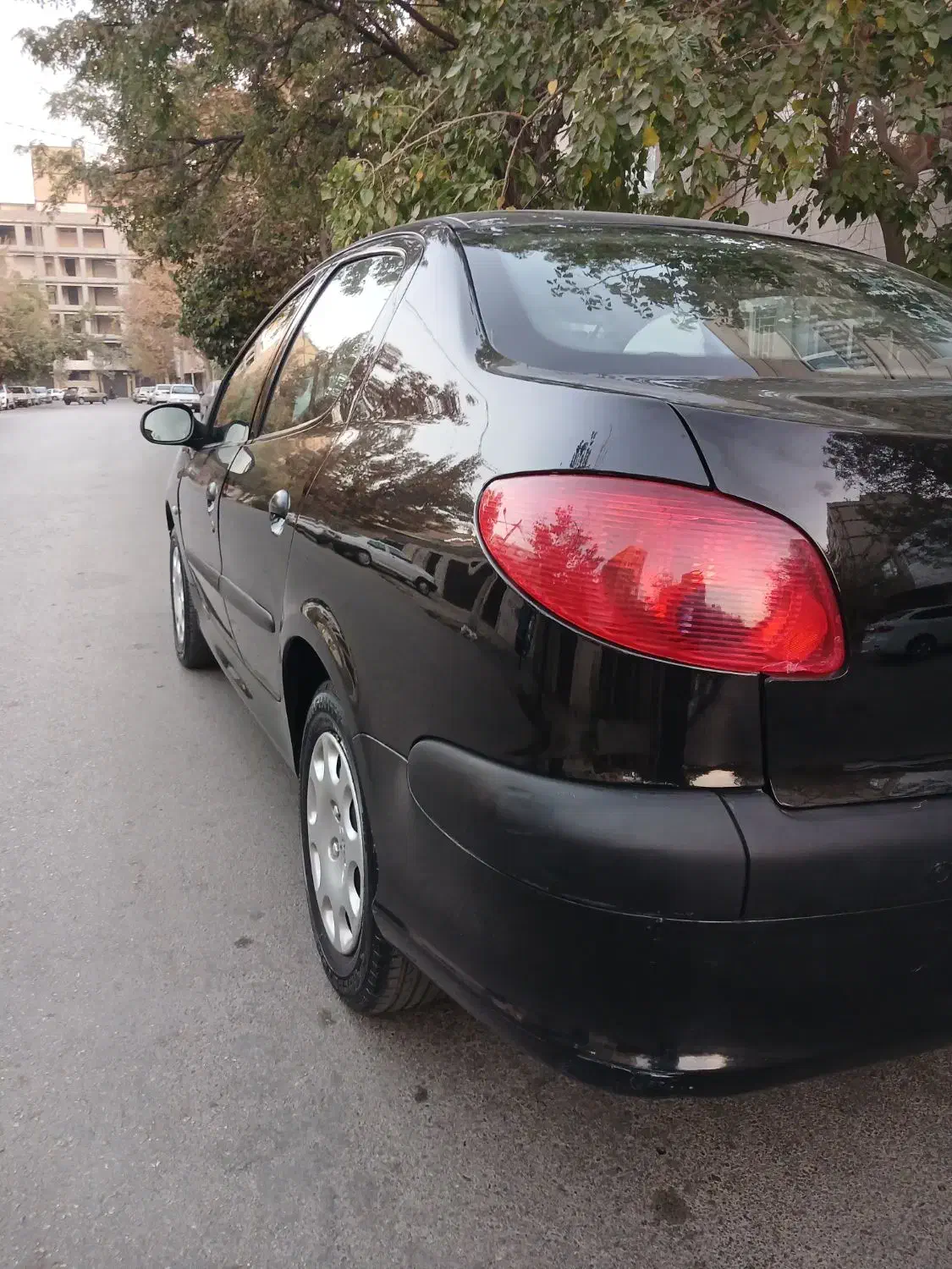 پژو ۲۰۶ صندوق دار v8 - 1394