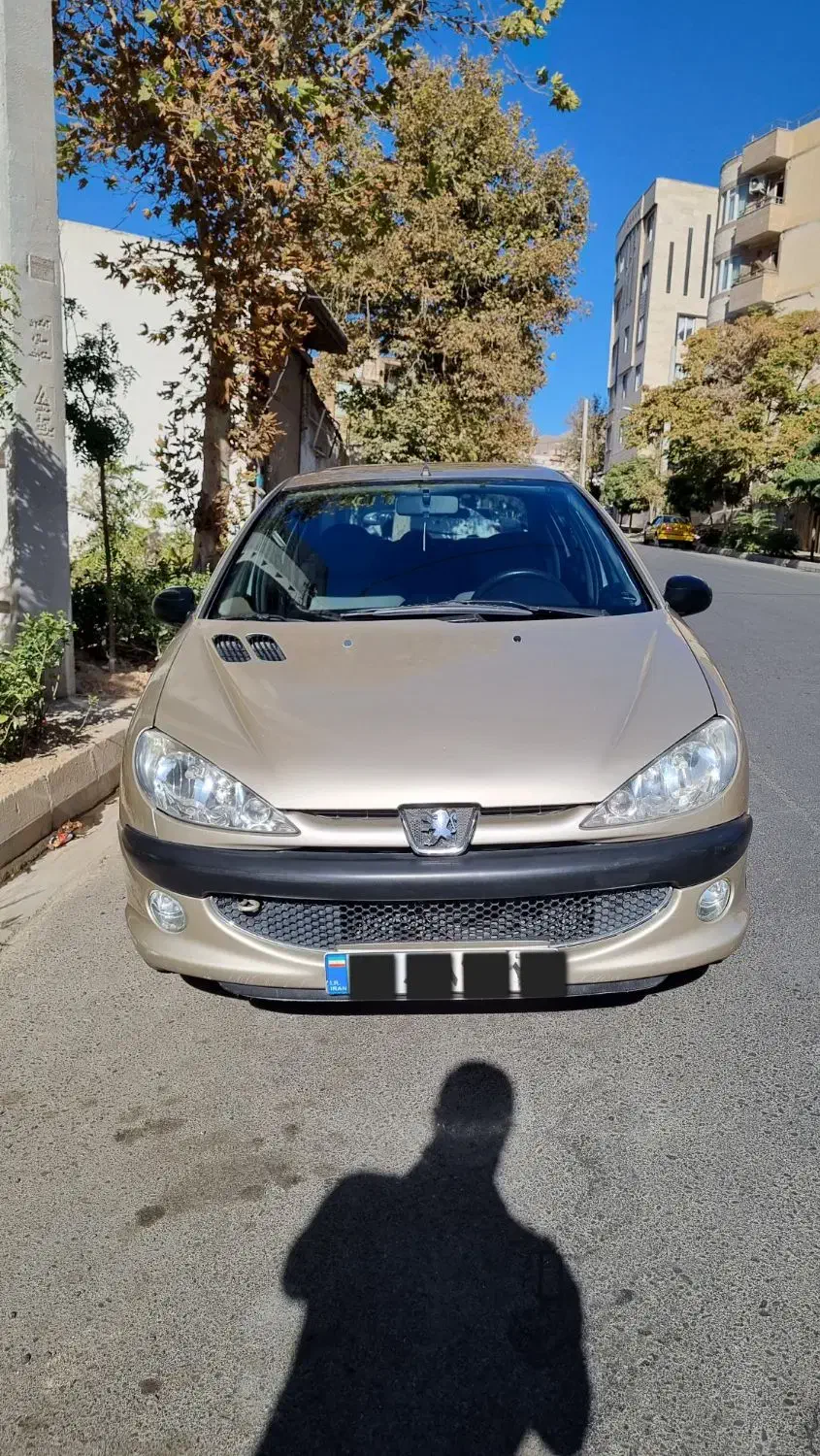 خودرو پژو، ۲۰۶ صندوق دار آگهی ann_20984281