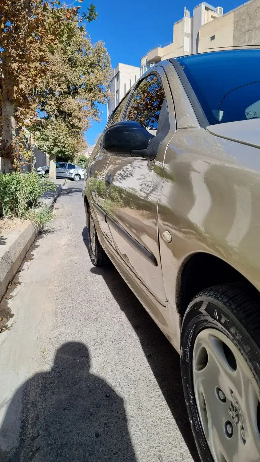 پژو ۲۰۶ صندوق دار v8 - 1386