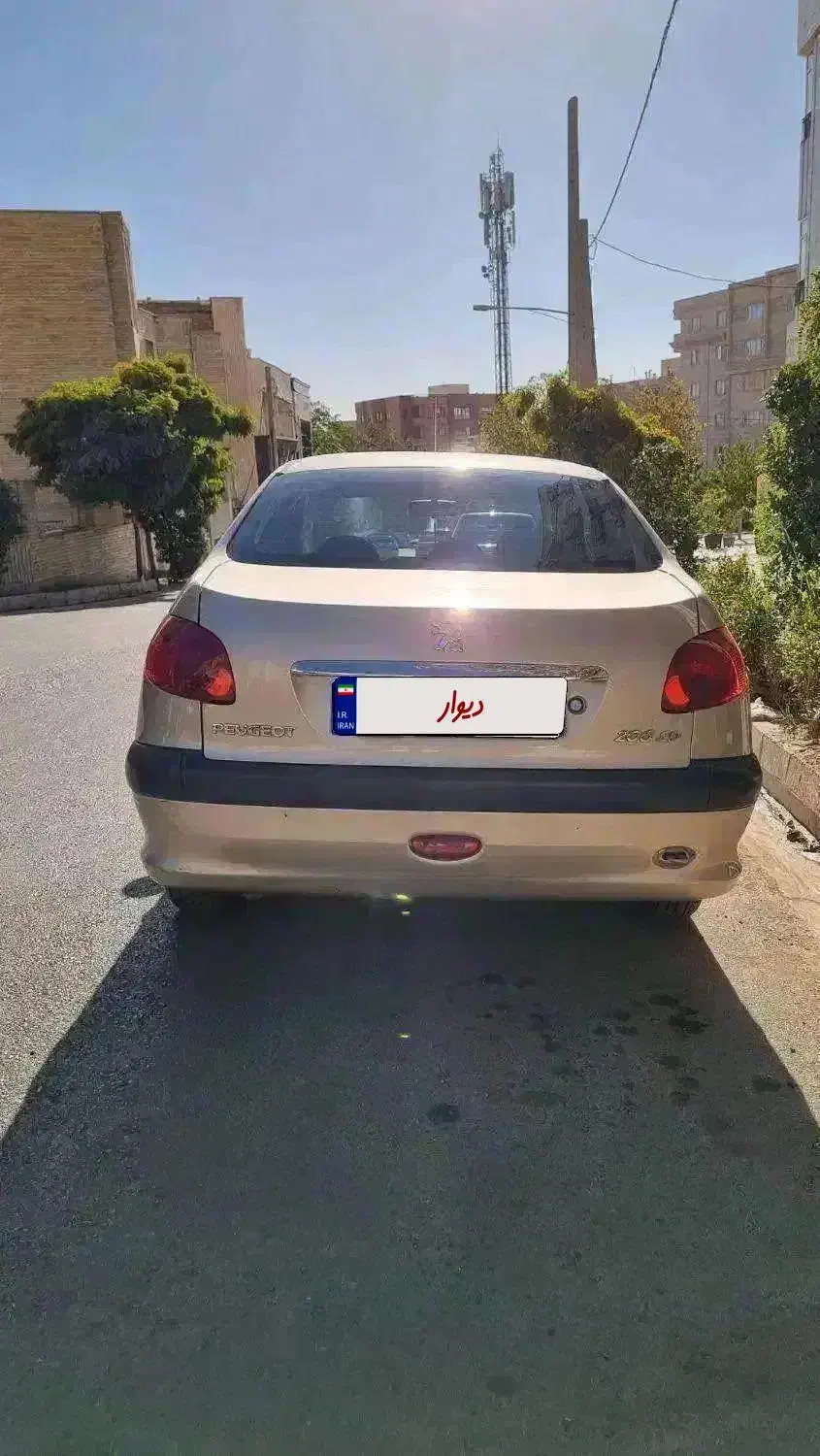 پژو ۲۰۶ صندوق دار v8 - 1386