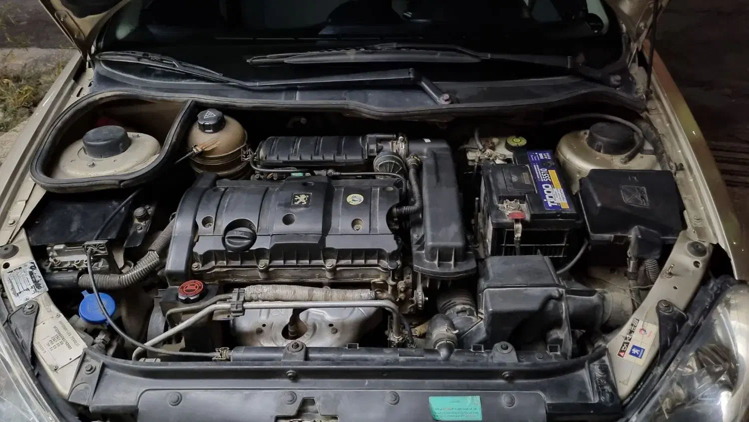 پژو ۲۰۶ صندوق دار v8 - 1386