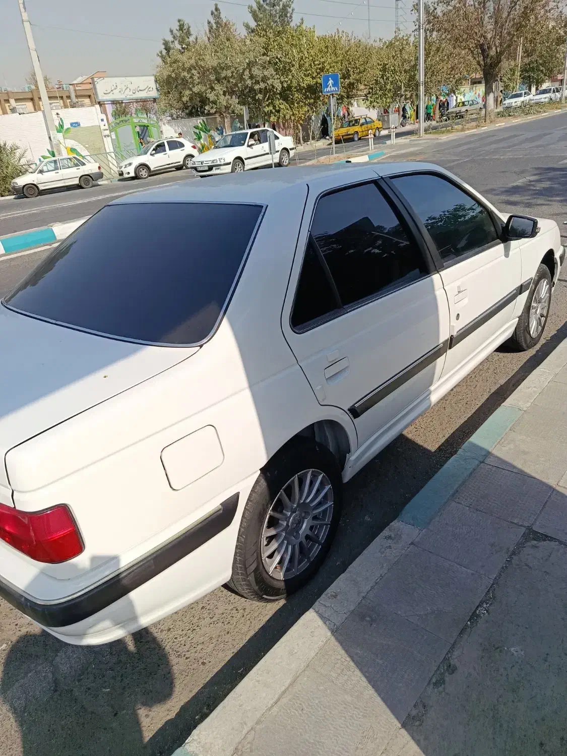 پژو پارس ELX-XU7P سفارشی - 1401