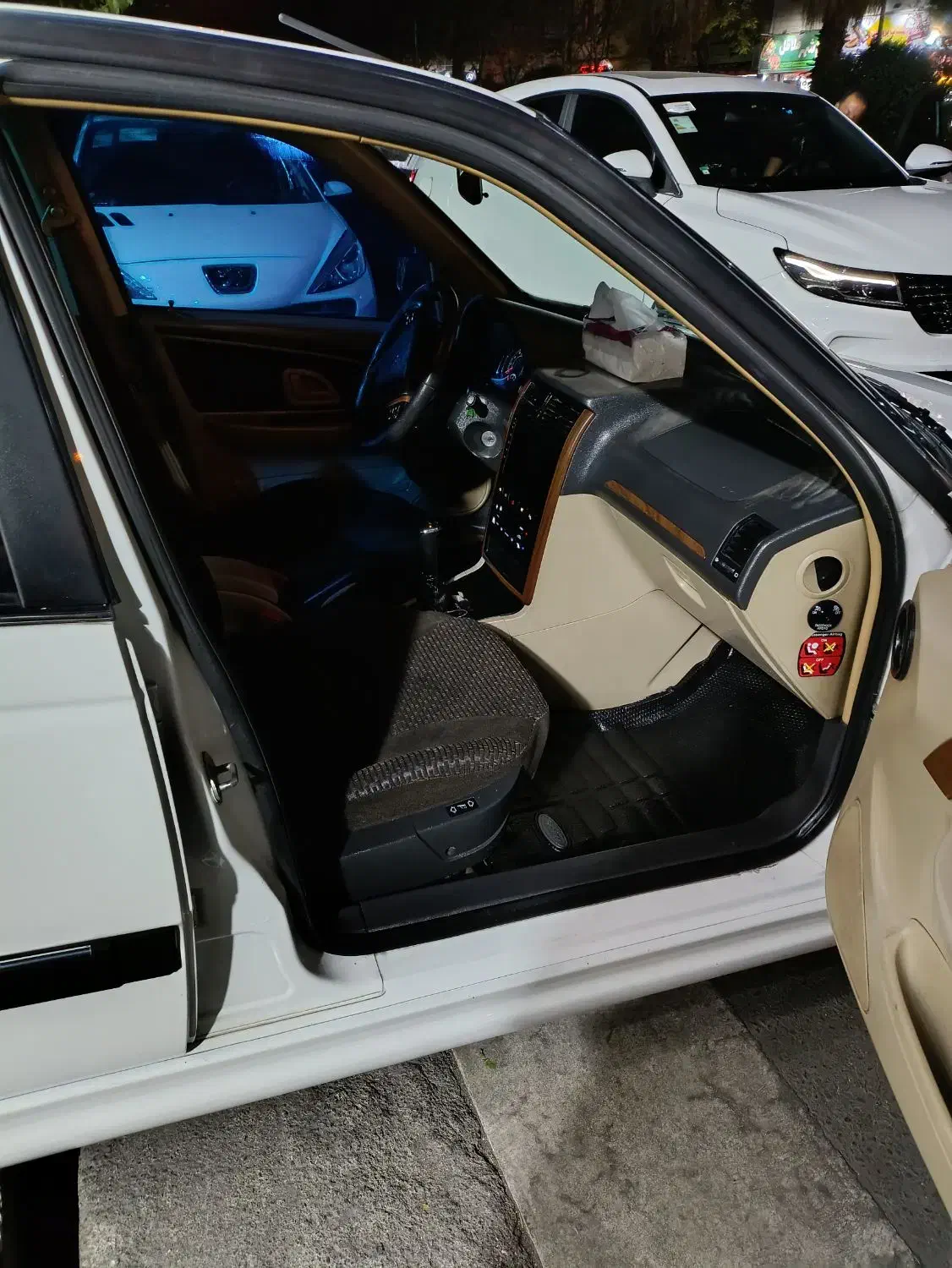 پژو پارس LX - 1401