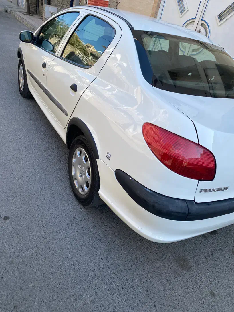 خودرو پژو، ۲۰۶ صندوق دار آگهی ann_20984325