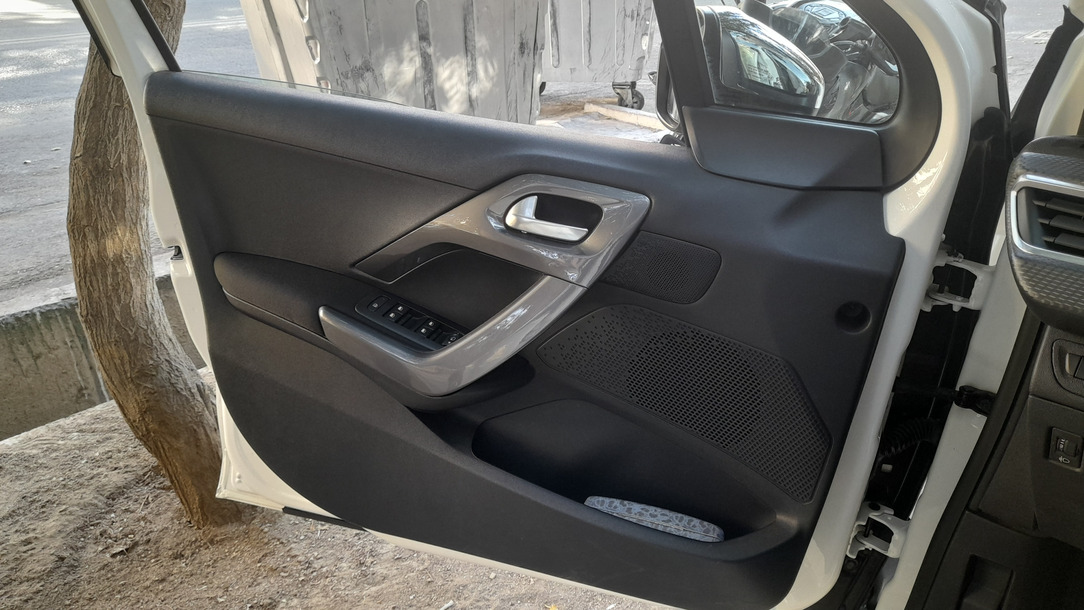 پژو 2008 اتوماتیک - 1397