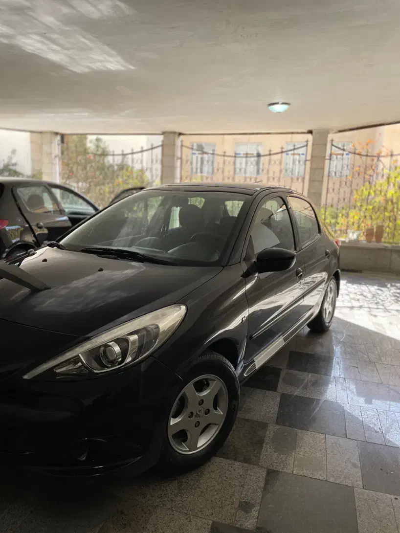 پژو 207 پانوراما دنده‌ای - 1400