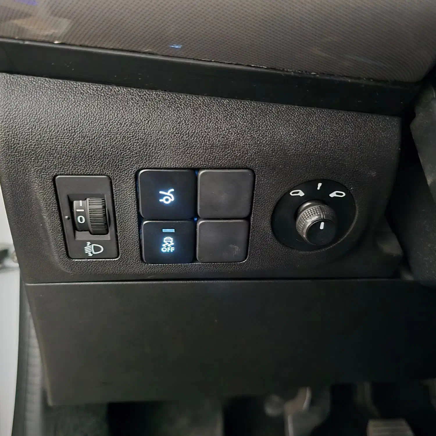 تارا دنده‌ای v1 پلاس ۶ دنده - 1403