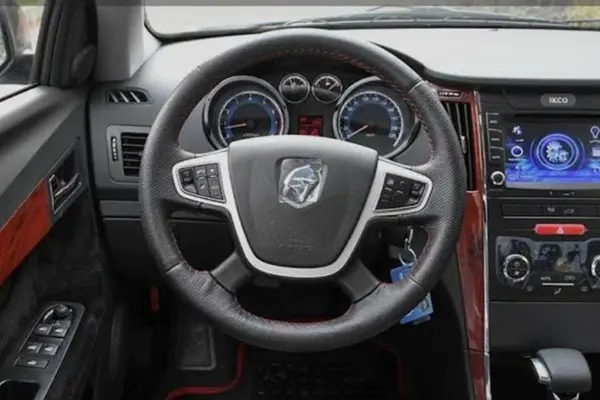 دنا پلاس ۶ دنده EF7p - 1404