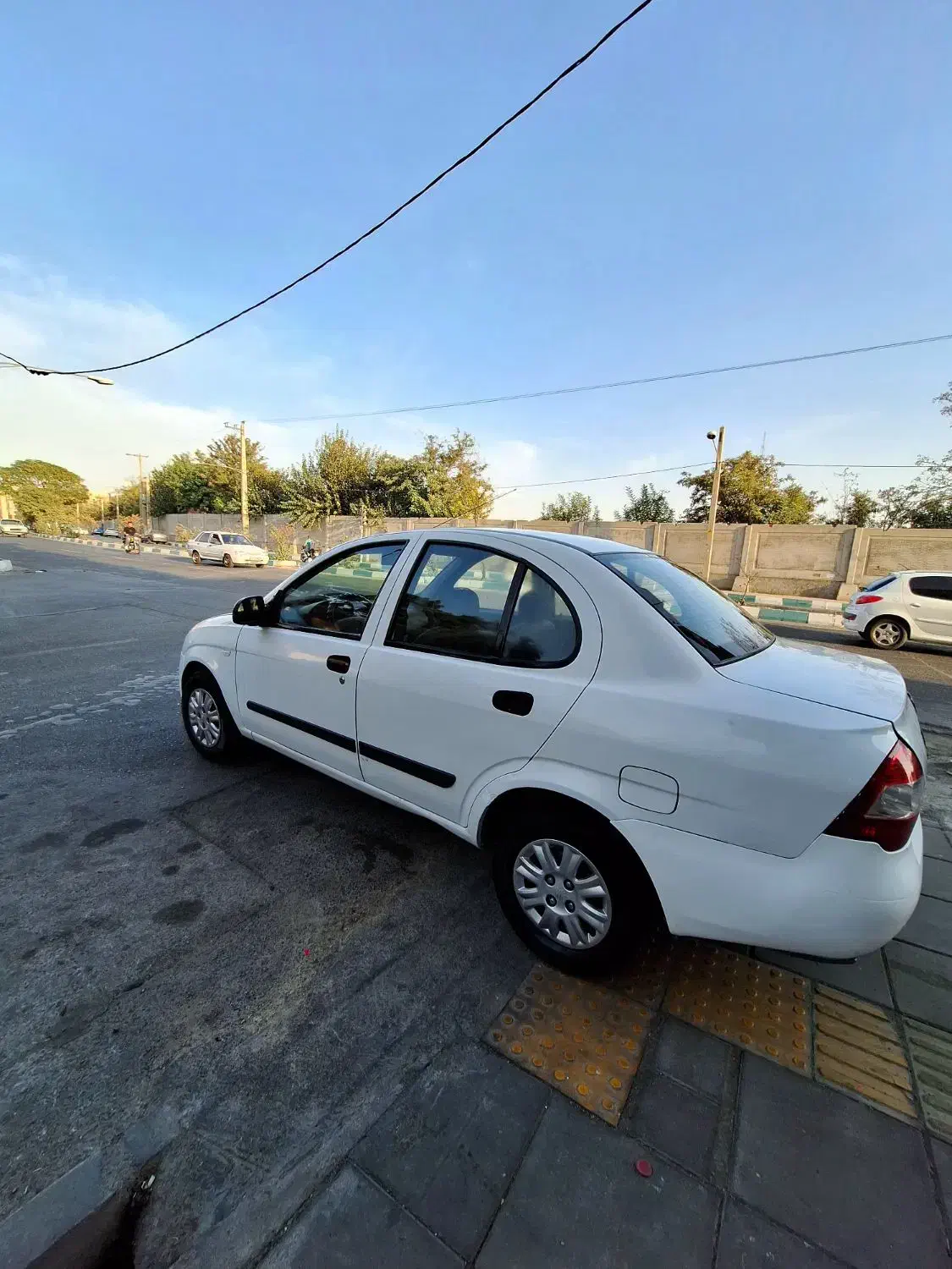 تیبا صندوق دار SX - 1395