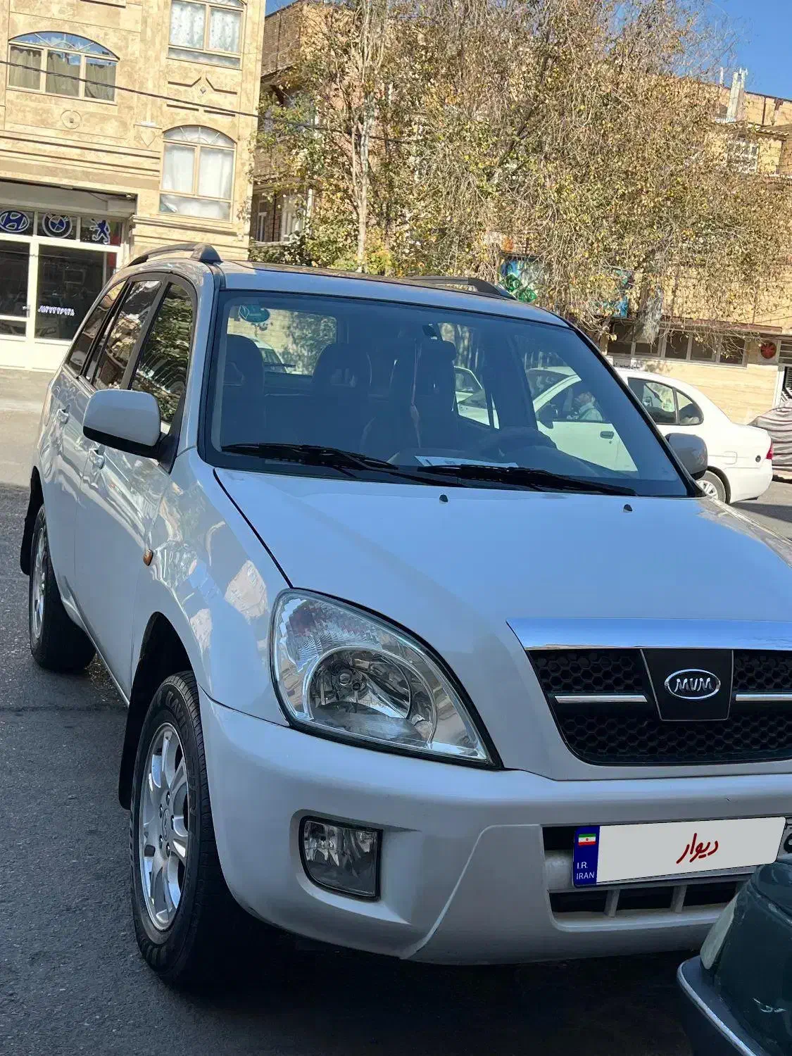 خودرو ام وی ام، X33 آگهی ann_20984739