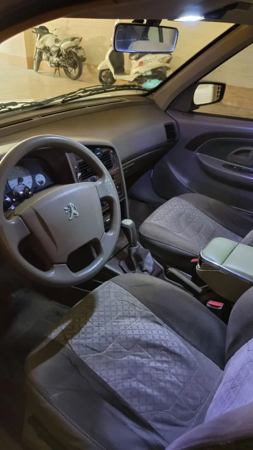 پژو پارس سال - 1390