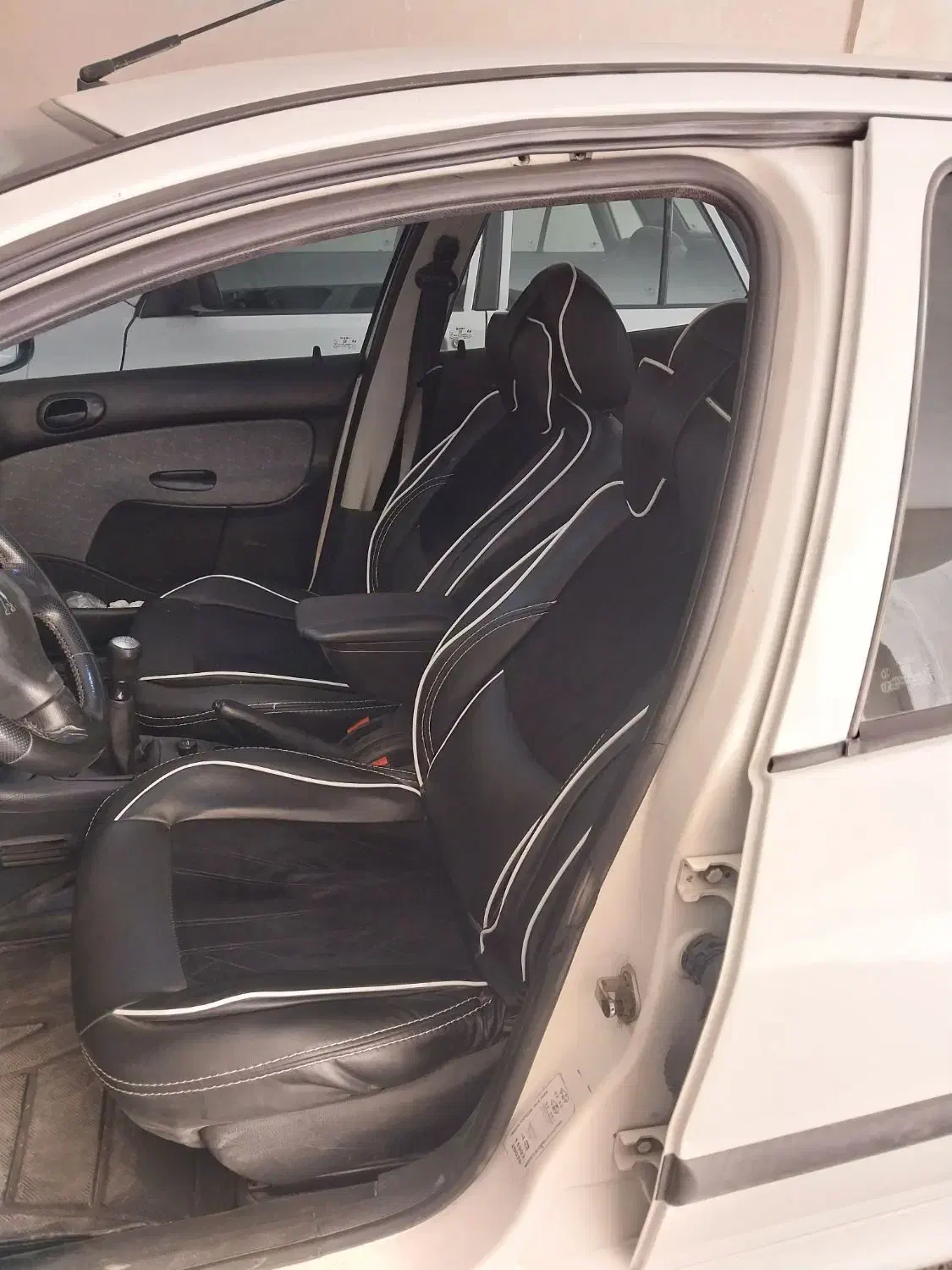 پژو ۲۰۶ صندوق دار v8 - 1388