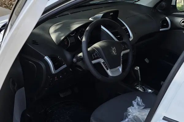 پژو 207 اتوماتیک TU5P - 1404