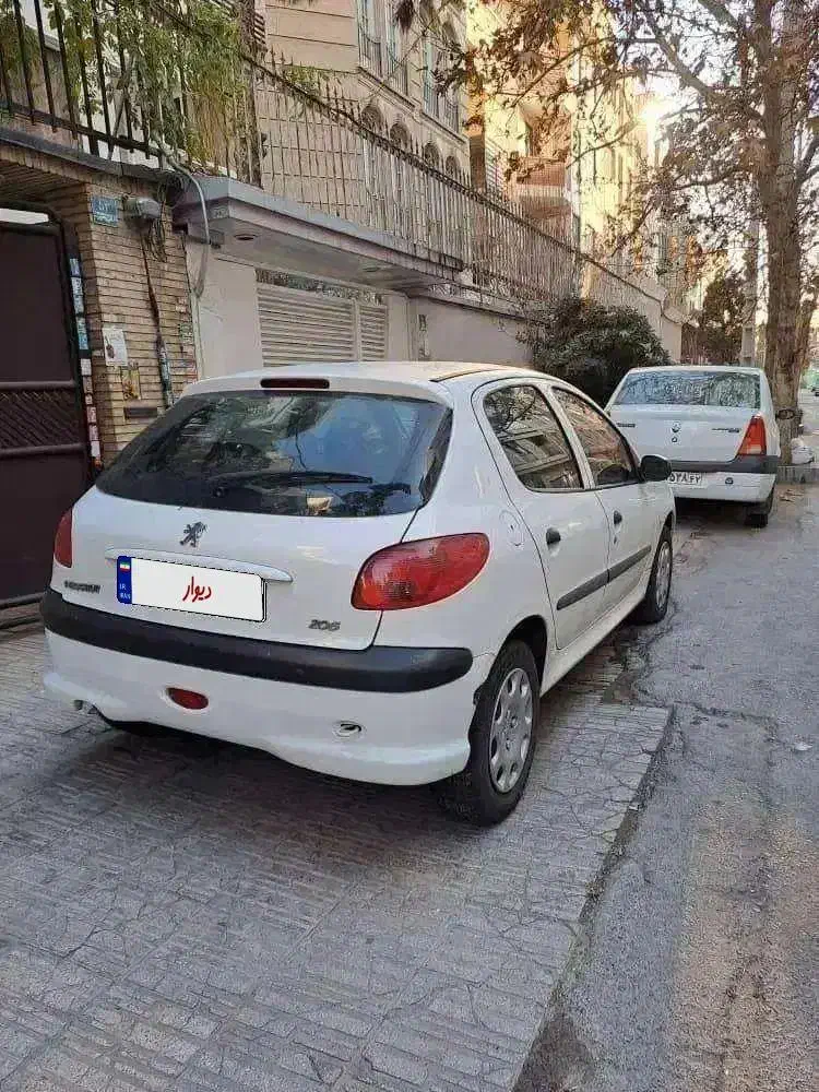 پژو 206 تیپ 2 - 1395