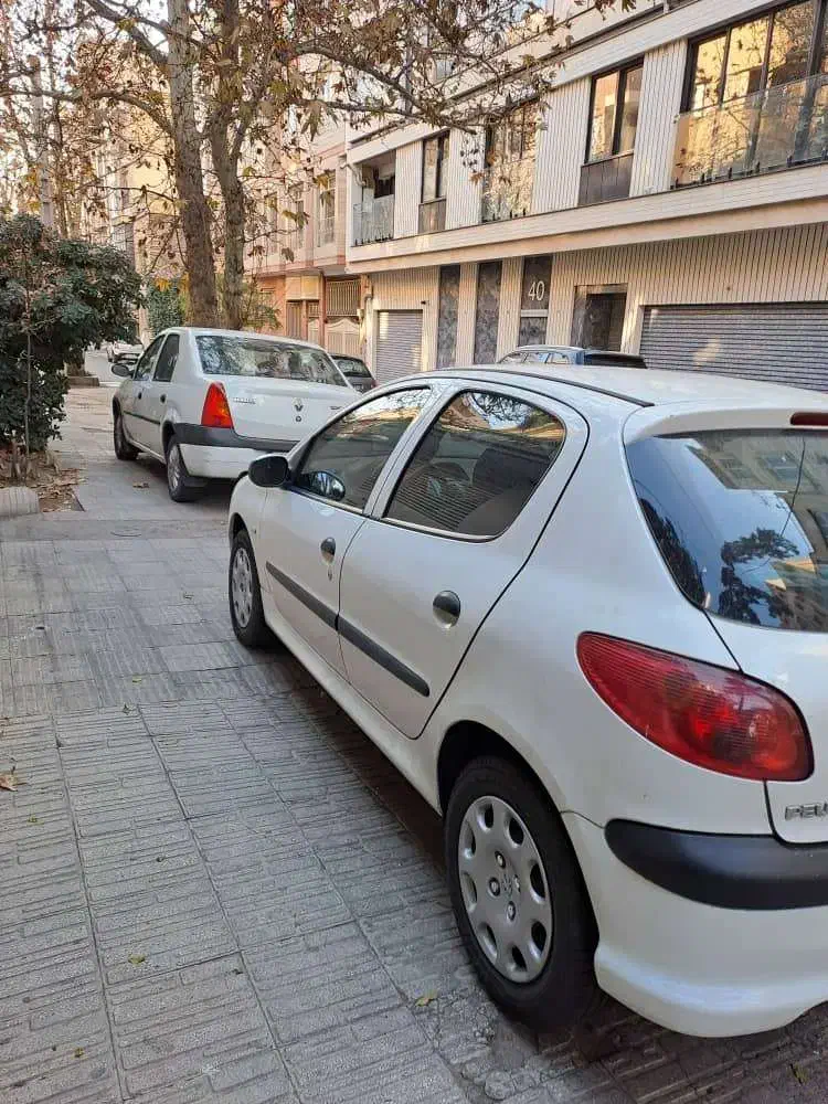 پژو 206 تیپ 2 - 1395