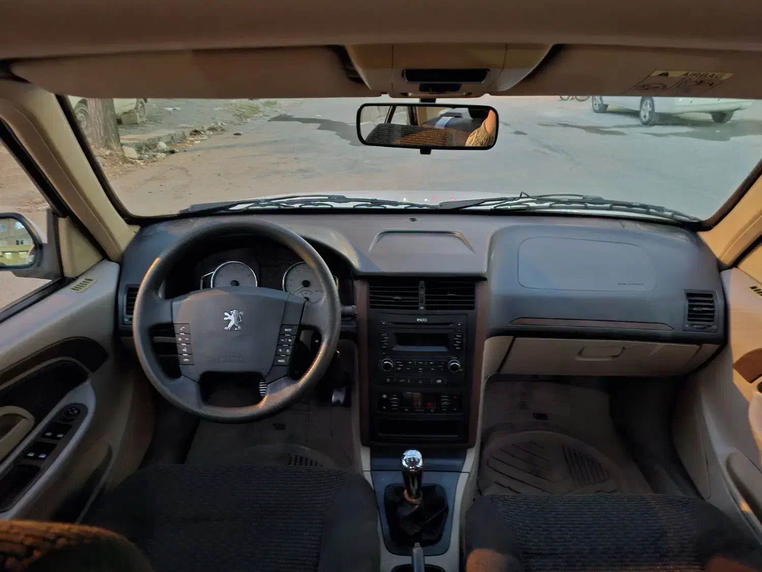 پژو پارس سال - 1395