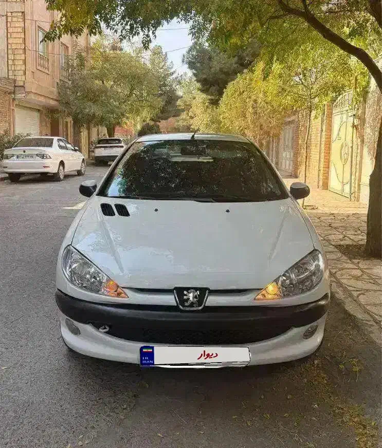 پژو ۲۰۶ صندوق دار v8 - 1389