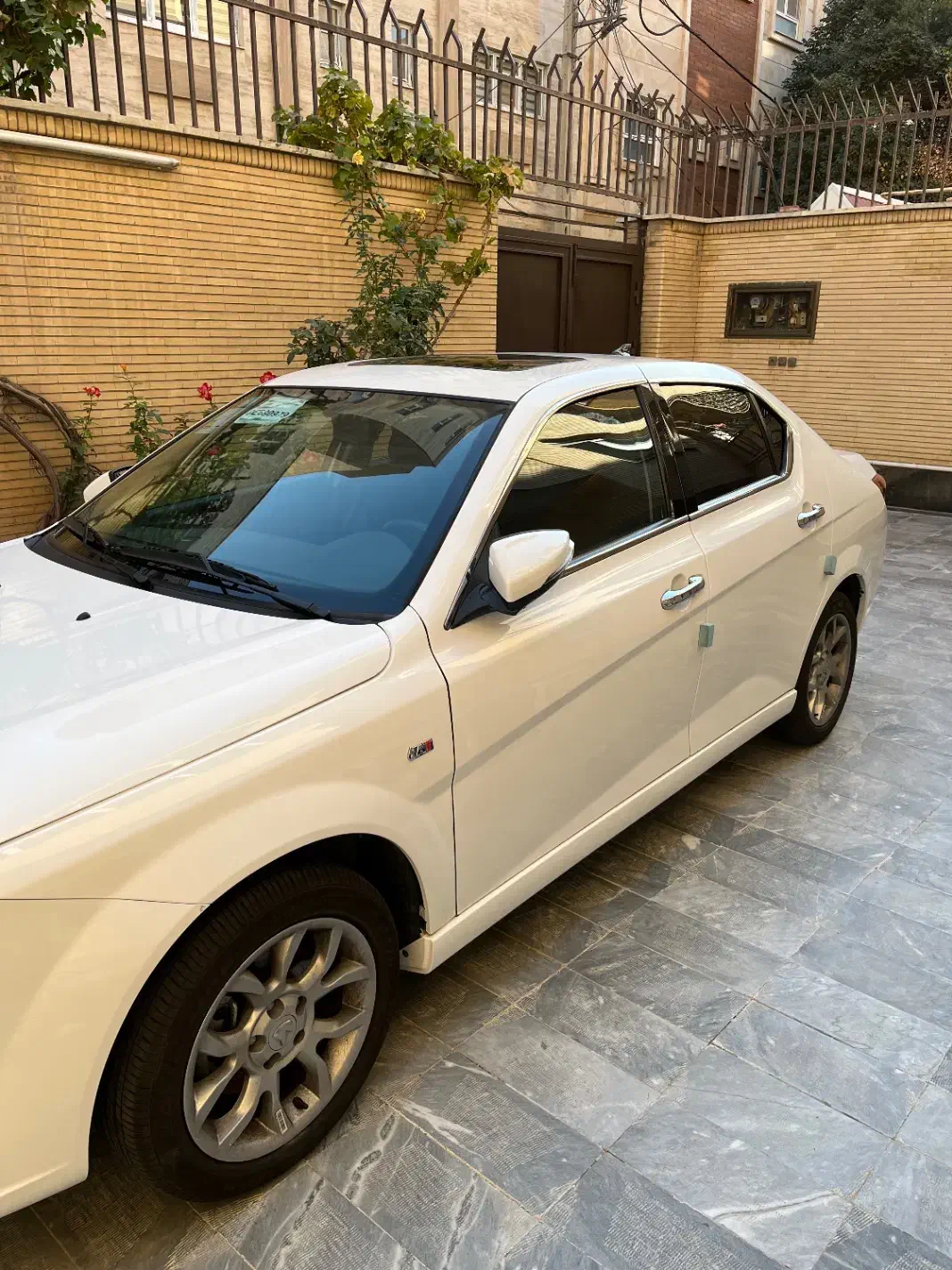 دنا پلاس توربو اتوماتیک - 1402