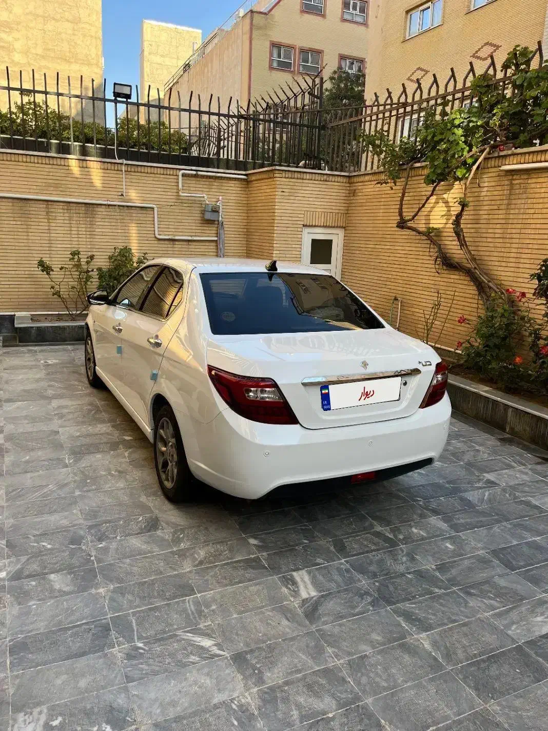 دنا پلاس توربو اتوماتیک - 1402