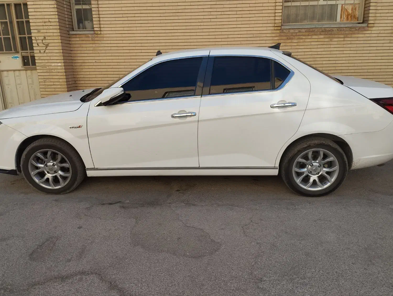 دنا پلاس تیپ ۲ سانروف ۴ ایربگ - 1398