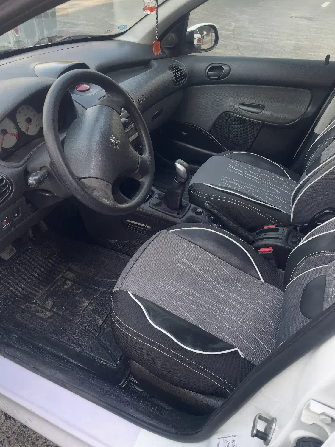 پژو 206 تیپ 5 - 1394