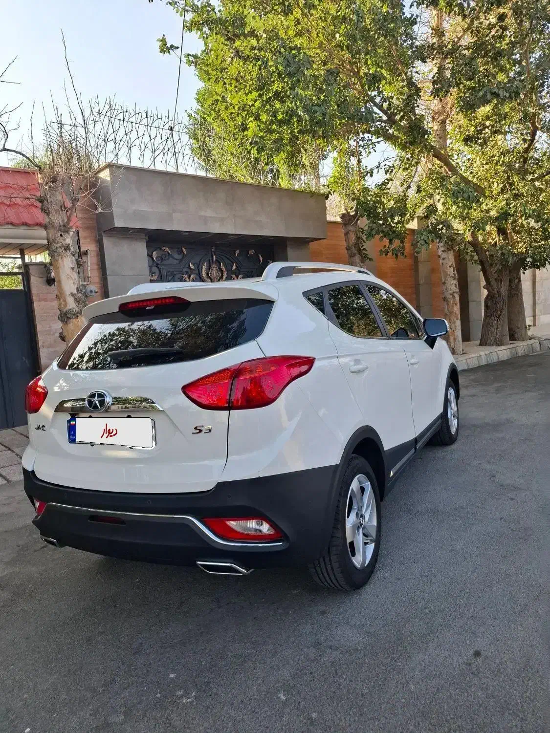 جک S3 اتوماتیک - 1402