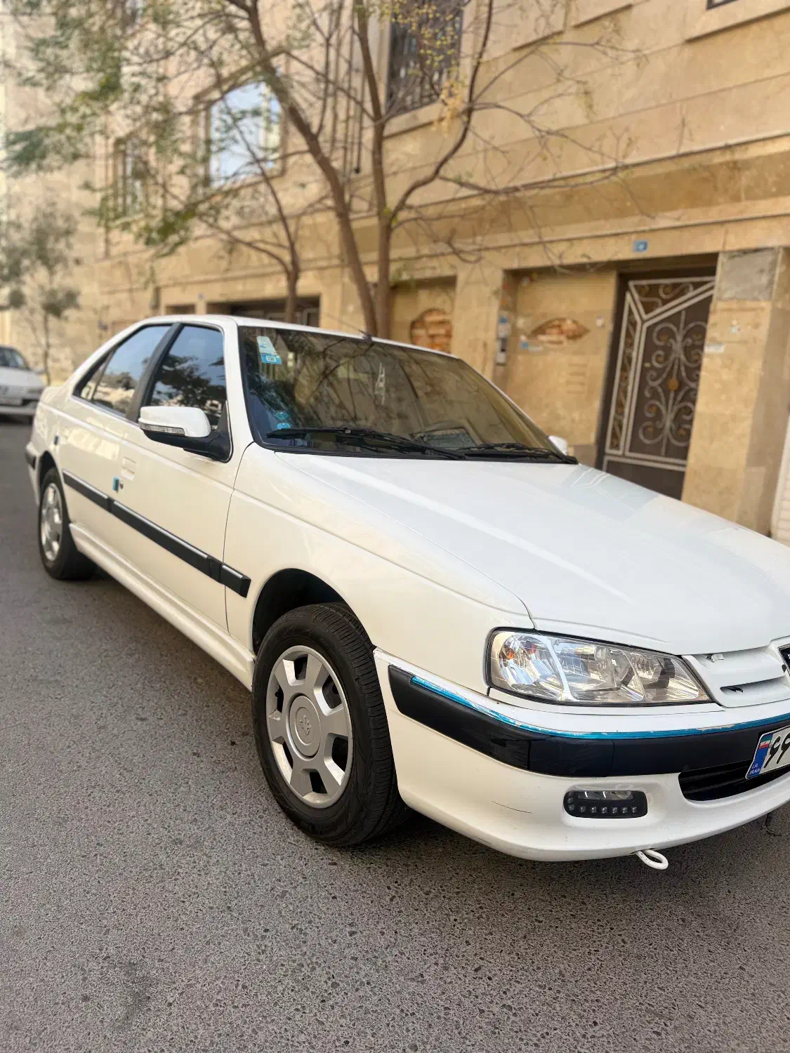 پژو پارس XU7P - 1402