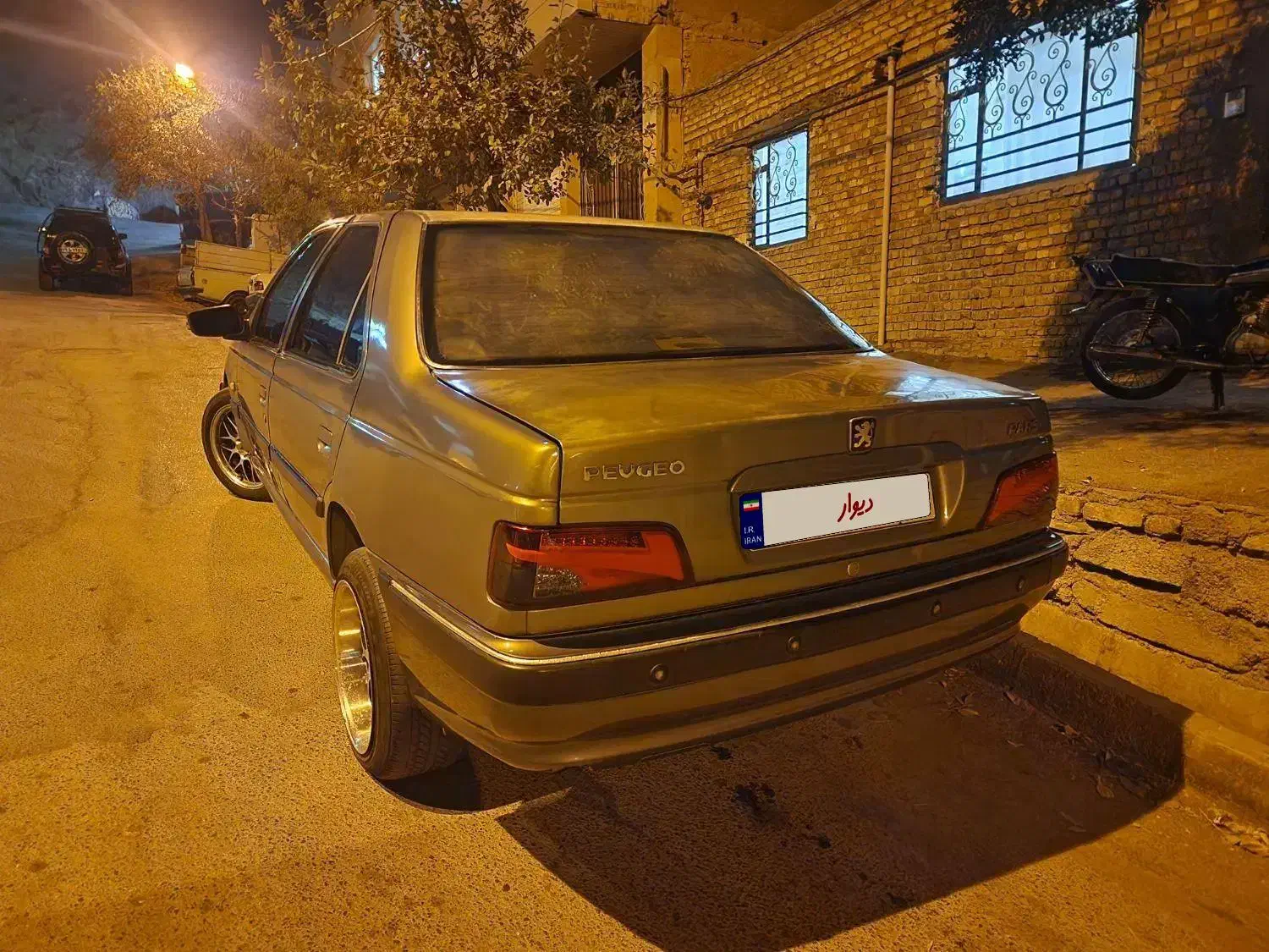 پژو پارس سال - 1390